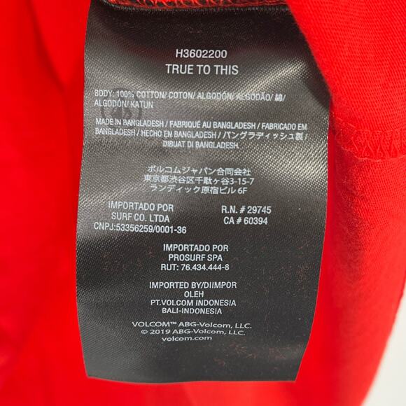 Volcom US Snowboard Team Red T-Shirt ALIVE WE RIDE Womens Size Medium - Picture 10 of 10